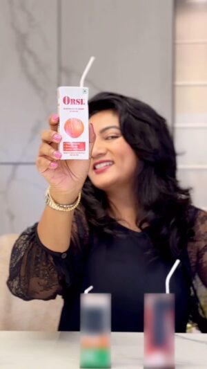 Ashmitha Instagram - #Ad TRIED ORSL? I’m not surprised that @orsl.electrolyte.drink is India’s No.1 Electrolyte Drink!
• It Contains FEE- fluids, electrolytes and energy for perfect hydration
• Get Energy from 1st sip as it gets to work from the 1st sip! No downtime nothing!
• Provides 2X Energy
• Works for silent rehydration - hot day? Sweating it out in the gym? Dehydration due to Ac? - Don’t have fruit juices which is simply fructose! Don’t dehydrate further with aerated drinks! CHOOSE WISELY 😎
#beatsilentdehydration #ORSLelectrolytedrink #hydratewithORSL #Ashtrixx #telugu #teluguactress #influencer #hyderabad #southindianinfluencer #hydrate #fresh #active #healthy #best #bestelectrolytedrink #me #ashmita #happy #smile