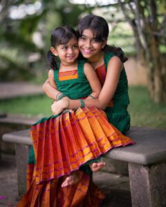 Actress Aswathy Sreekanth HD Photos and Wallpapers January 2025