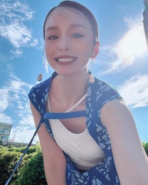 Aya Hirano Instagram - 【グランブルーファンタジー】
⁡
『ぐらぶるTVちゃんねるっ！』に2週に渡ってゲスト出演させていただきました！
ブローディアとベアトリクスのお話をたっぷり💖
プライベートやお仕事の裏話もたくさん！
⁡
YouTubeにて公開されているので、
お時間ある時に是非見てみてください✨
⁡
⁡
vest,pants: @uttrykk_official 
earrings: @__ripsalis__
rings: @plafu77 @ovovjewerlyofficial 
bracelet: @caki.jewelry 
accessories: @rhodes_showroom 
⁡
⁡
#グランブルーファンタジー #グラブル
#ぐらぶるtvちゃんねるっ
#ベアトリクス #ブローディア
#ayahirano #平野綾