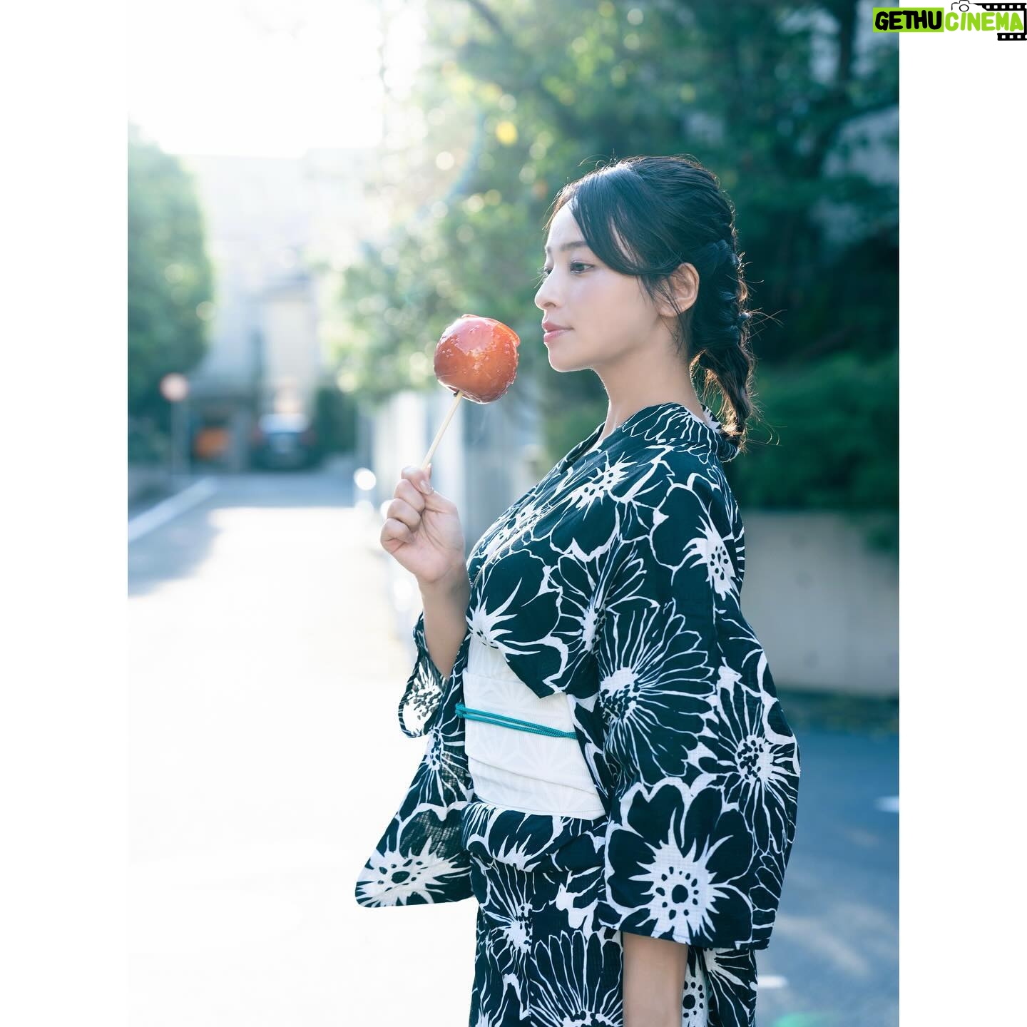 Ayame Misaki - 5.9K Likes - #りんご飴 #夏祭り #夏休み #夏の終わり #浴衣 #夏 #japan
#yukata #yukatagirl #kimono #kimonogirl #kimonostyle