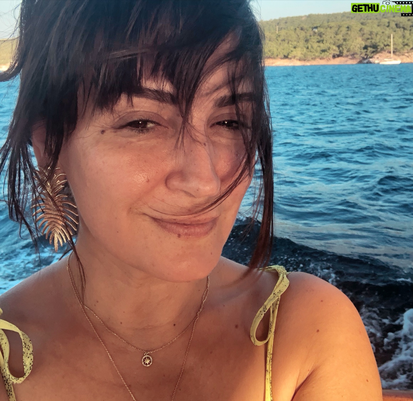 Ayça İnci - 1.1K Likes - 🌞💙🌊⛵️🛟⚓️