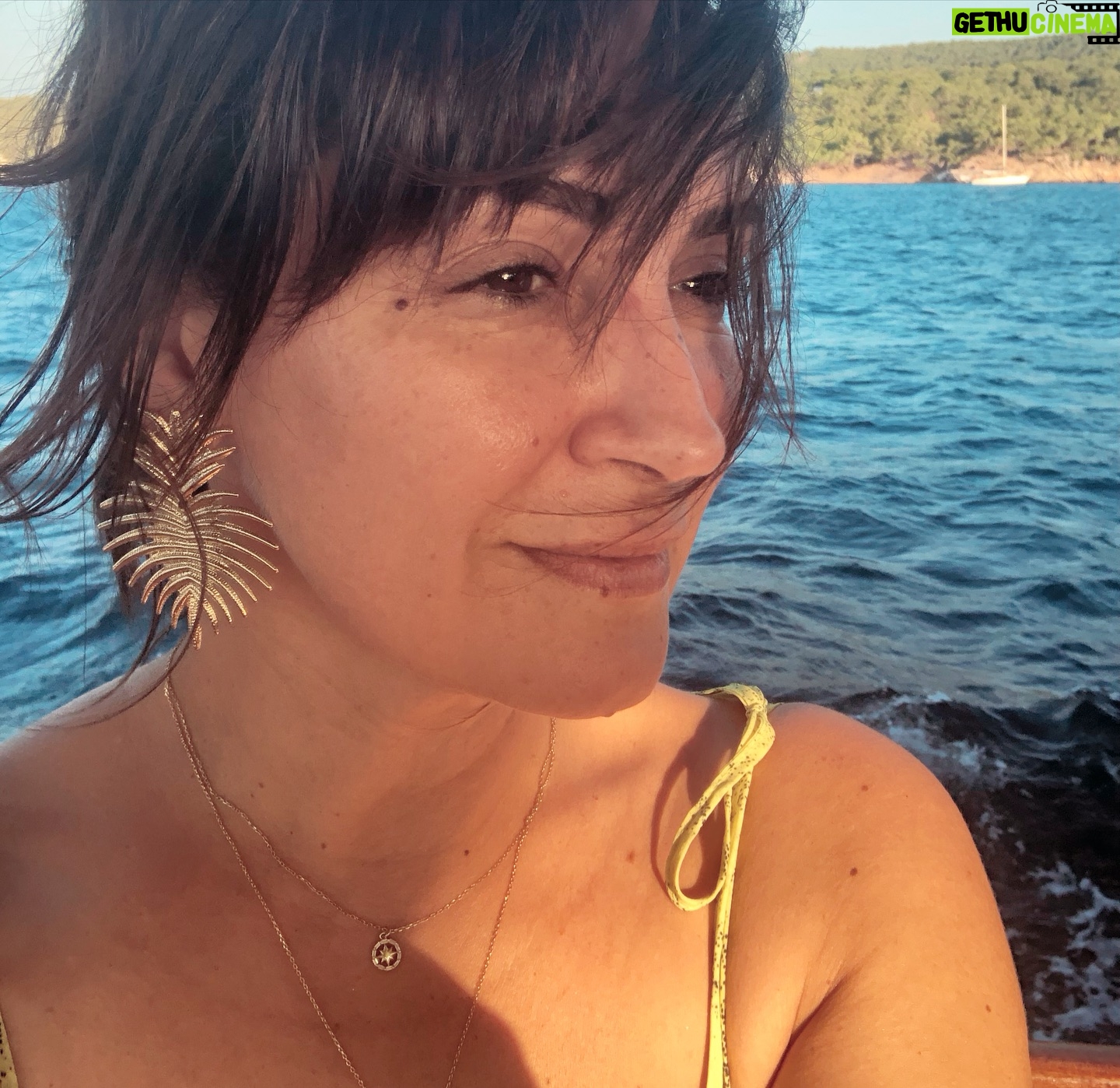 Ayça İnci - 1.1K Likes - 🌞💙🌊⛵️🛟⚓️