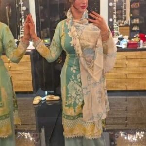 Actress Ayesha Takia HD Instagram Photos and Wallpapers September 2024