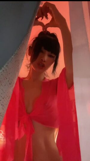 Bai Ling Instagram - Gently passionately I Just finished my #exclusive #liveshow  on my subscribe channel so much #joy  excitement and love. I enjoyed it very much thank you for joining me.

Today very special, I want to wish you #中秋節快樂 

Today is #chinese #fullmoonfestival #midautumnfestival  #中秋節 we eat #mooncake #月餅 🥮🥮😜👏💝💋🎁🔥 that means #family get together.
Hope you will get to try some moon cake one day so delicious 👏👏

I am in #virginiabeach for the #tidewaterhorrorconvention  thank all
of  my fans coming see me today , so much fun chat with you especially in our #panel it was so #amazing . hope my stories inspired you. I hope to see you Saturday and Sunday. 

Cookie: I appreciate all the beautiful things come to my life, I love my life so much, it is because you are in it .

Love from #virginia 💋💝😜

Click link in my bio go shopping this weekend in  #bailinghollywoodshop #白靈網店 @bailinghollywoodpopularshop 

And also check out my powerful statement on my #directorialdebut #film #myquarantineromancewithtoiletpaper #我和衛生紙的隔離戀情 on 
#bailinggofundme @quarantineromancee 

#bailingfashion #bailingmovie #白靈電影 #白靈時尚 #白靈的小蛮腰 #fashionblogger #fashion
