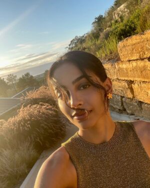 Banita Sandhu Instagram - Portu-gals 👯‍♀️