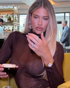 Barbie Blank Instagram - Hot girl summer<< Pretty girl fall 🍂🤎