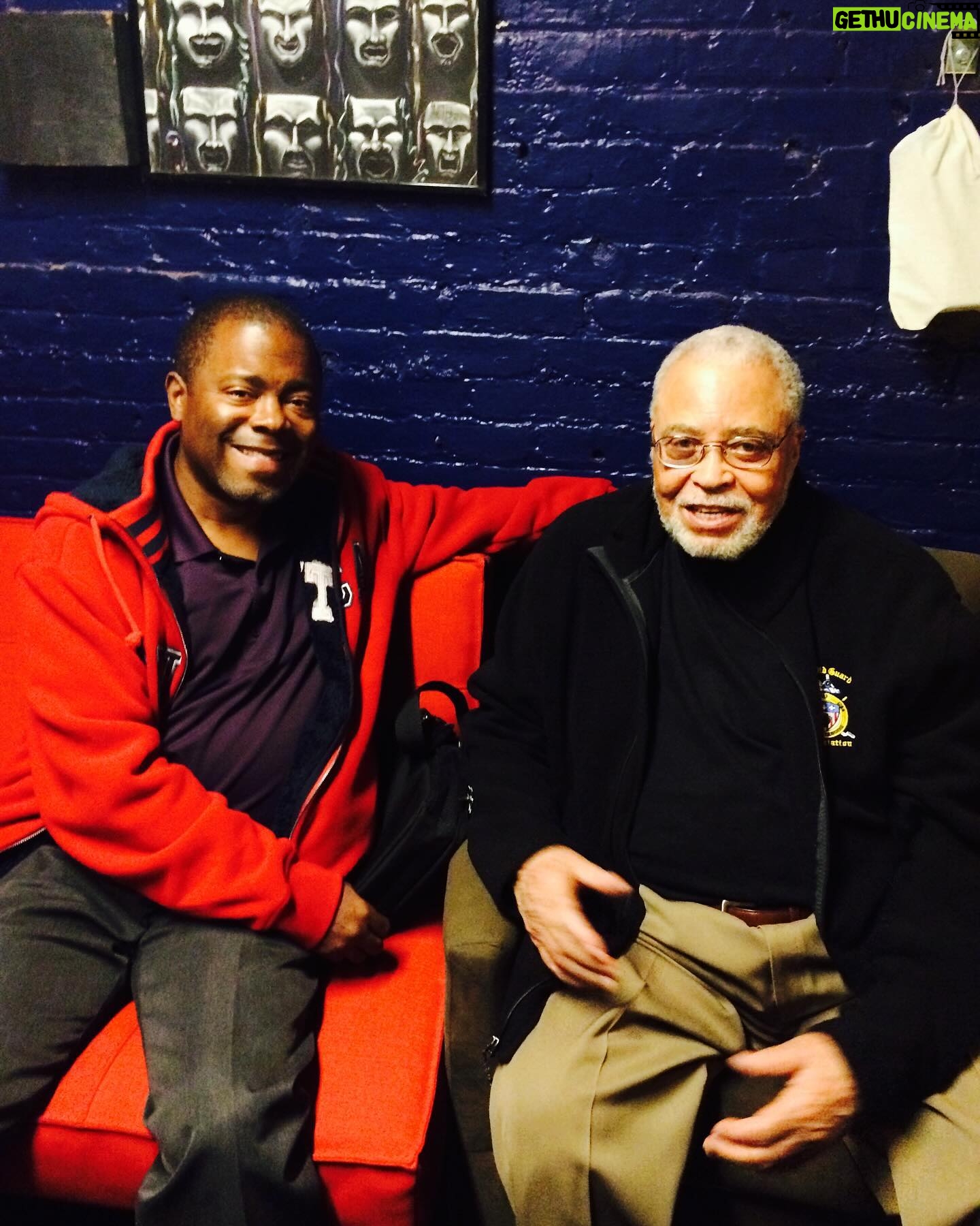 Barrett Doss - 26.5K Likes - One of the great privileges of my life to work with and learn from this legend in my first Broadway show. He leaves an incredible legacy, a beautiful family, and a void that will never be filled. I will treasure the memories forever.
Rest well, James Earl.