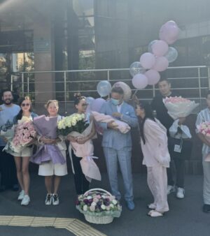 Bayan Alaguzova Instagram - Огромная благодарность за ваши пожелания! Я многодетная мама, и очень этому счастлива! ❤️