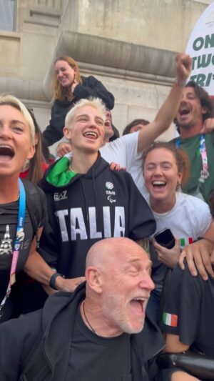 Bebe Vio Instagram - ATTENZIONE ⚠️ 
CORTEO NON AUTORIZZATO! 😂
Questo bronzo è tutto nostro!

Grazie a tutti ❤️