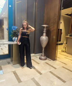 Begüm Öner Instagram - #kıbrıs 
#styling 👉🏻 @bybestekorkmaz 
#reklam
