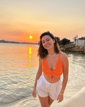 Belemir Temizsoy Instagram - Gün batımı nasıl böyle güzel göz kırpıyor? 🧡💛