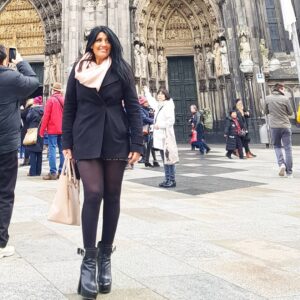 Actress Belgin Inal HD Photos and Wallpapers January 2020