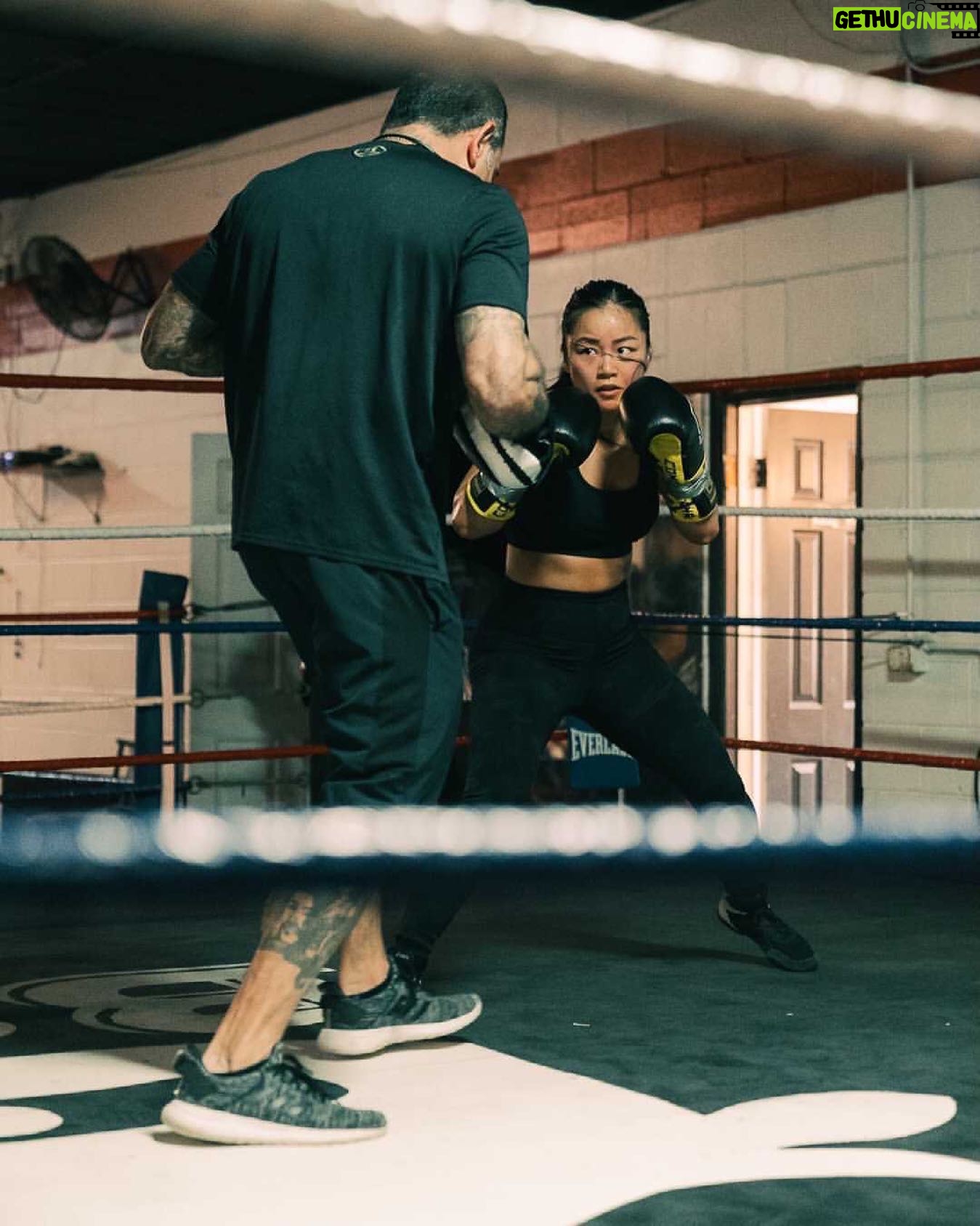 Bi Nguyen - 4.3K Likes - Eyes locked in, feet moving, hands loaded. @ringkraft @combatcrnr
📸 @bigcameraguyhou