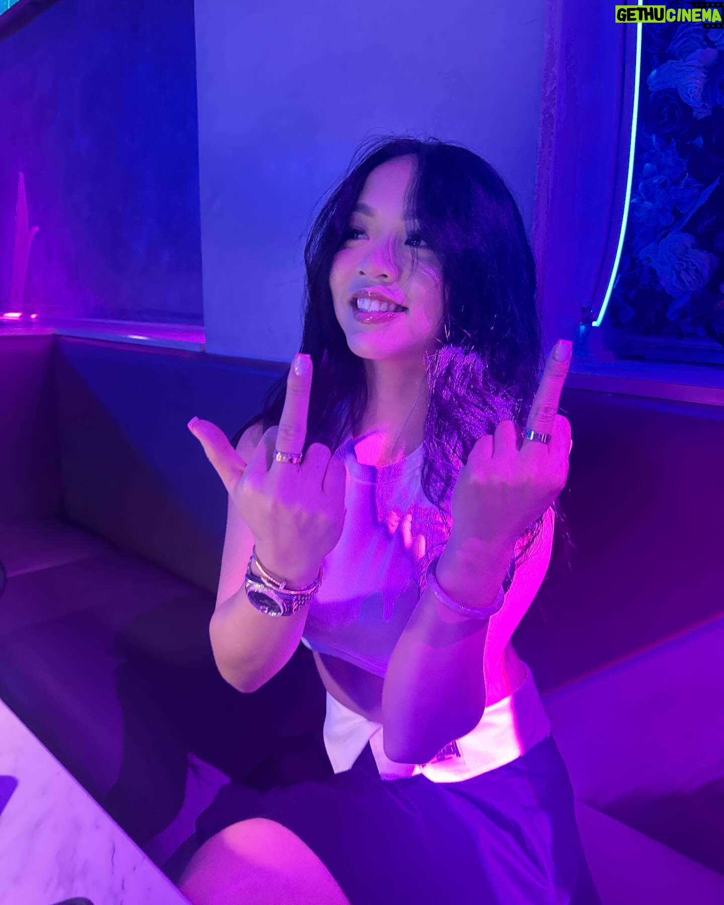Bi Nguyen - 5.7K Likes - August dump. 🥹