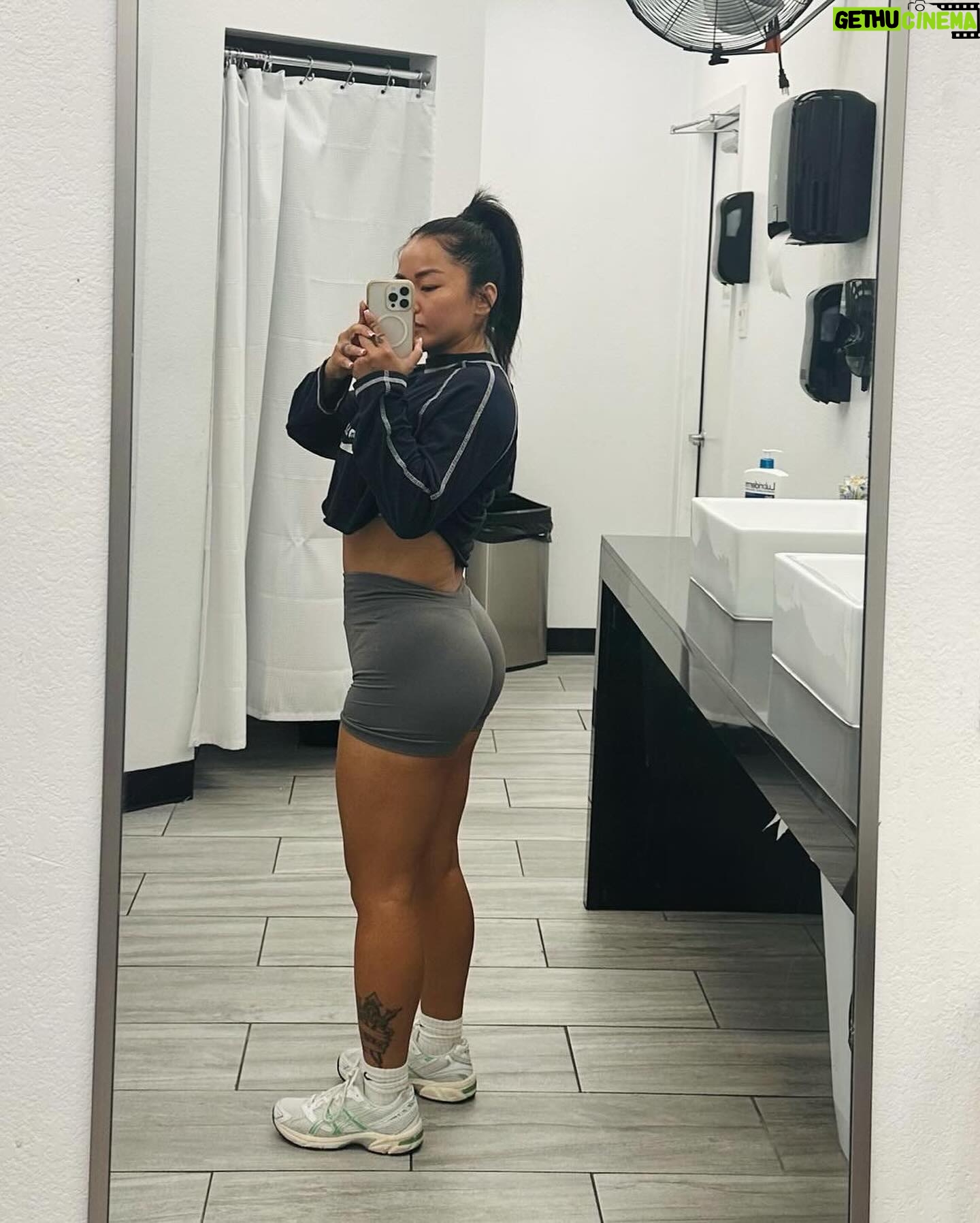 Bi Nguyen - 5.7K Likes - August dump. 🥹