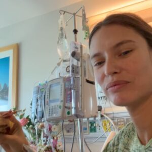 Bianca Balti Instagram - Last Sunday, I checked myself into the ER to find out that my lower abdominal pain was stage 3C ovarian cancer. 
It’s been a week full of fear, pain and tears but mostly love, hope, laughter, and strength. 
(check these pics out for proof, lol)

I have a long journey ahead, but I know I will beat this. For myself, my loved ones (my daughters are at the top of the list), and all of you who need strength, you can borrow some of mine cause I have loads. 

Life happens; give it a reason. 
So far, cancer has given me a chance to find beauty through life’s hurdles.