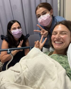 Bianca Balti Instagram - Last Sunday, I checked myself into the ER to find out that my lower abdominal pain was stage 3C ovarian cancer. 
It’s been a week full of fear, pain and tears but mostly love, hope, laughter, and strength. 
(check these pics out for proof, lol)

I have a long journey ahead, but I know I will beat this. For myself, my loved ones (my daughters are at the top of the list), and all of you who need strength, you can borrow some of mine cause I have loads. 

Life happens; give it a reason. 
So far, cancer has given me a chance to find beauty through life’s hurdles.