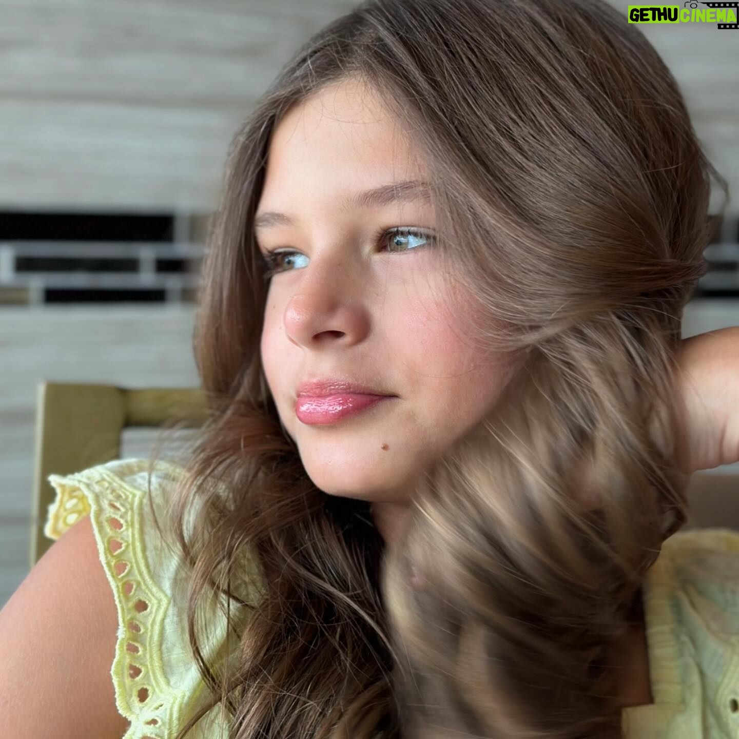 Bianca Castanho - 29K Likes - 1, 2, 3, 4 ou 5?!! Eu escolho todas!!! 🥰🤩💗 #maecoruja #minhaprincesa #bonecadamamae #amordaminhavida