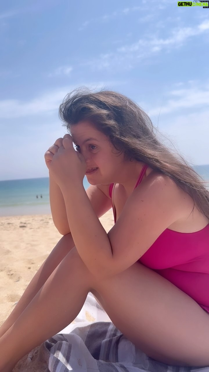 Bibá Pitta - 9.3K Likes - Miúda mais fofa..mais querida🥰Sempre a mandar miminhos , corações , beijinhos …com a carinha mais querida …sempre um doce 😍
Adoro “apanhar” estes momentos e partilhá-los convosco minha gente querida … o amor é o que mais importa … beijinhos… muitos 🥰
#specialgirl #filhalinda #muitoamor #solove #💕