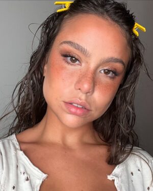 Bruna Carvalho Instagram - É ref de make que vcs querem? É ref que vcs vão ter!!!!