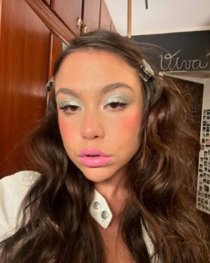 Bruna Carvalho Instagram - É ref de make que vcs querem? É ref que vcs vão ter!!!!