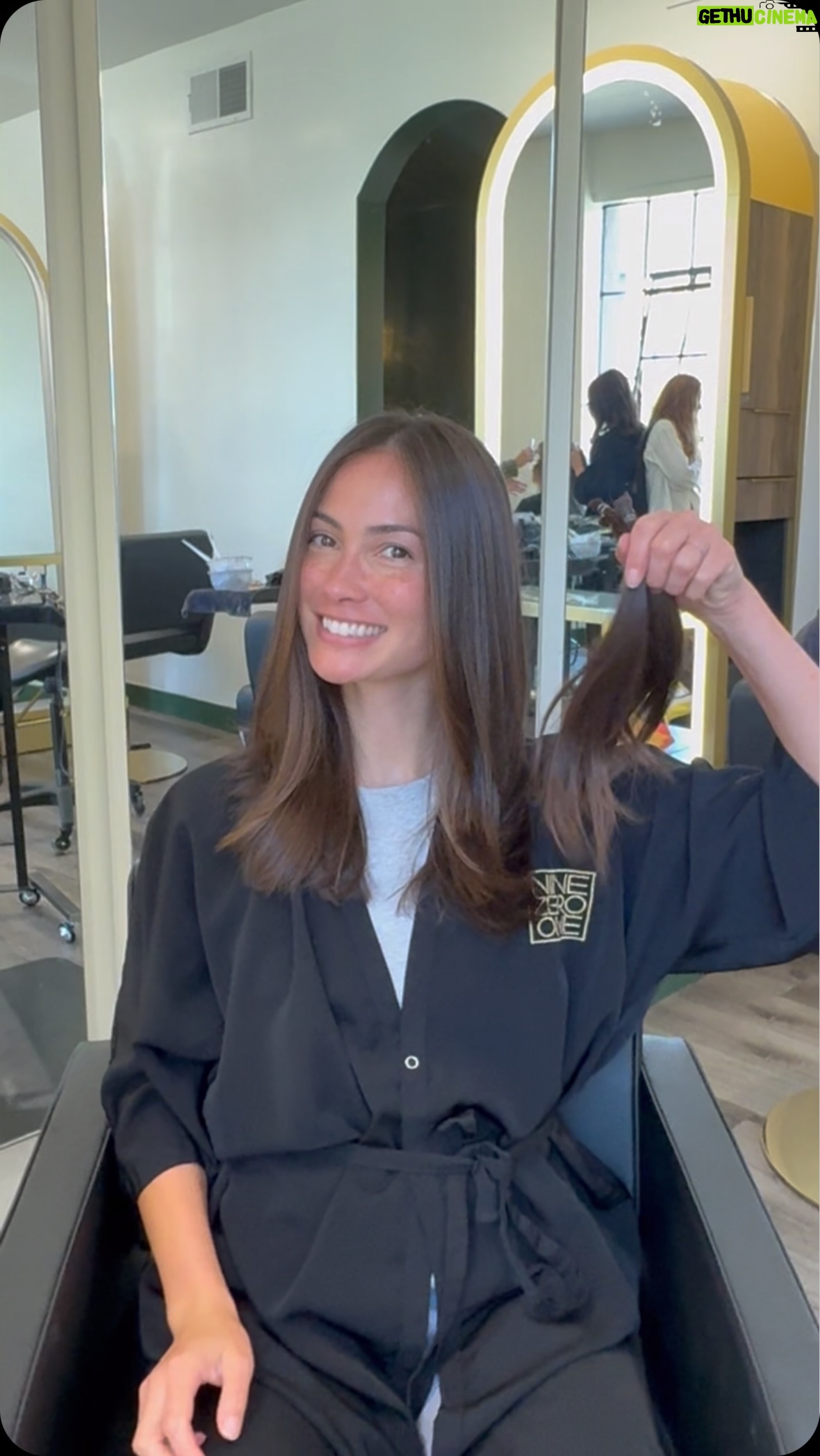 Caitlin McHugh - 1.4K Likes - @lindseyneavitt901 helped me make a donation to @beyoutiful_foundation at @ninezeroone this week! Love this salon so much and love that they donate hair to this worthy cause. Thank you all for not just making me look good, but someone in need too ❤️