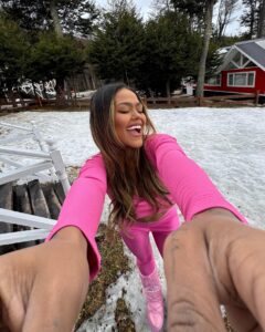 Actress Camila Loures HD Instagram Photos and Wallpapers September 2024
