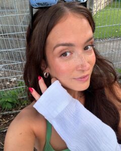 Actress Camille Dufresne HD Instagram Photos and Wallpapers September 2024