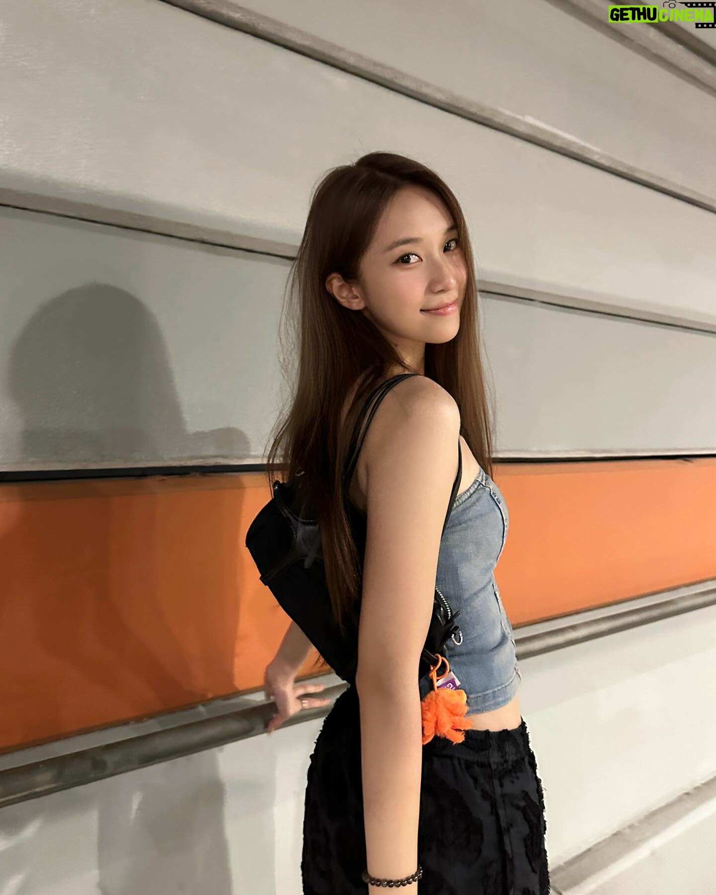 Candy Wong - 6.4K Likes - ·
🖤