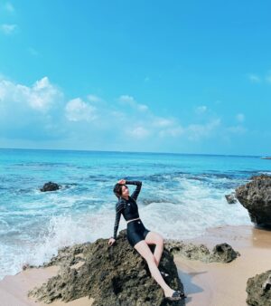 Candy Wong Ka Ching Instagram - 《自訂台灣軼晴》海陸空-海篇🌊☀️
聽晚10:30開始第一日軼晴📺