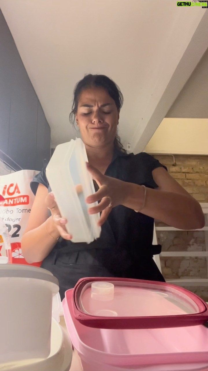 Carin da Silva - 9.6K Likes - š
šš
šš
š