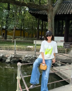 Carina Lau Instagram - 總有一些味道讓我們懷念  #蘇州 #蘇州園林 #兒時的味道