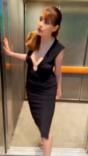 Carol Alt Instagram - Can you believe they actually have a song about an elevator! When I shot this video I didn’t know there would be a song that so perfectly suited it.
Do you think that there is a song for everything? I mean – everything? 

What’s your favorite song?