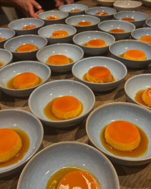 Carolina Bazán Instagram - Intensa semana de pega donde vinimos a presentar nuestro futuro restaurante en Londres “Mareida”. 
Gracias a todos los que por sumaron para ayudar, al equipo de @carousel_ldn y al equipo @mareida.london 
Nos vemos el 2025 con todoooo! 💪🏼