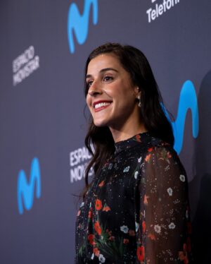 Carolina Marín Instagram - Anoche celebramos la inauguración del @espaciomovistar en el Edificio Telefónica y no nos lo perdimos ninguno 💙 Qué equipazo y qué familia @movistar_es 🫶