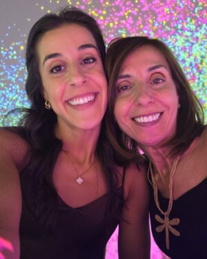 Carolina Marín Instagram - Momentos que nos llenan el corazón ♥️ Gracias @restaurantesinestesia @ivan_talens @carmendiem15 por hacernos sentir en casa 🫶