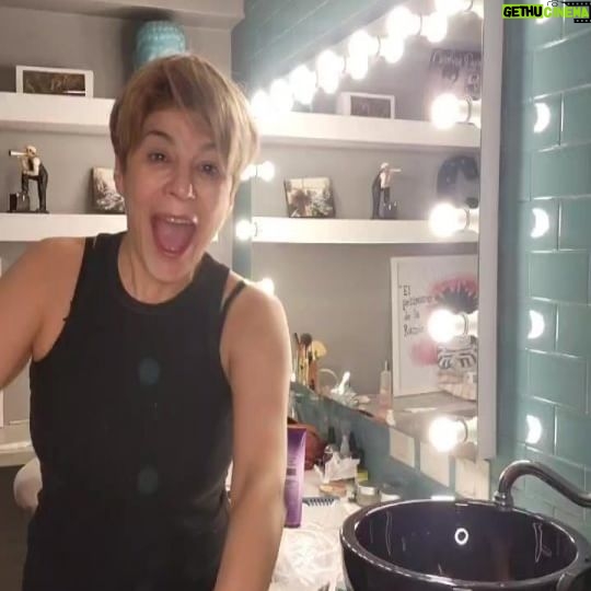 Carolina Papaleo - 389 Likes - Arriba Remolones
#arriba
#Remolones
#perros
#heridas
#canal
#youtube