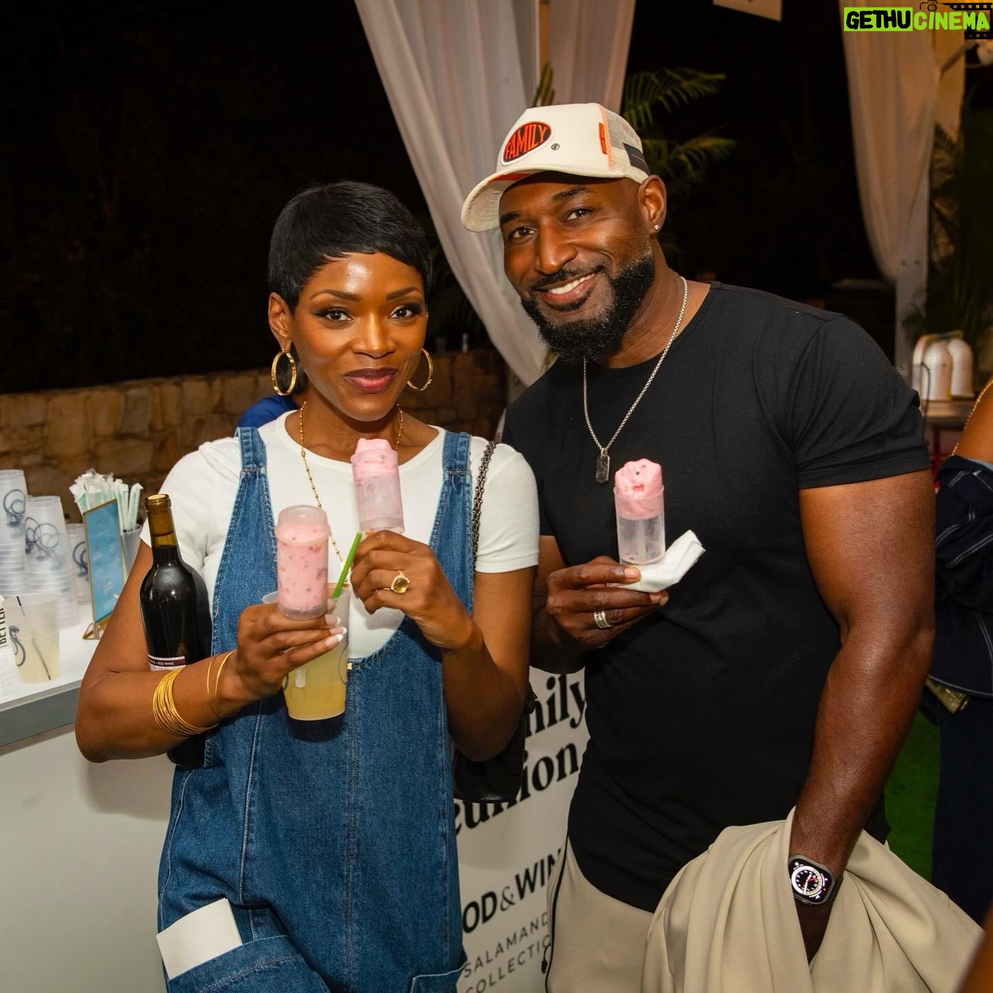 Caroline Chikezie - 12.8K Likes - The Family Reunion = Arrive as friends, leave as family! #90sNight #DNice #TheFamilyReunion #FamilyAffair #FoodfortheSoul #Foodies
