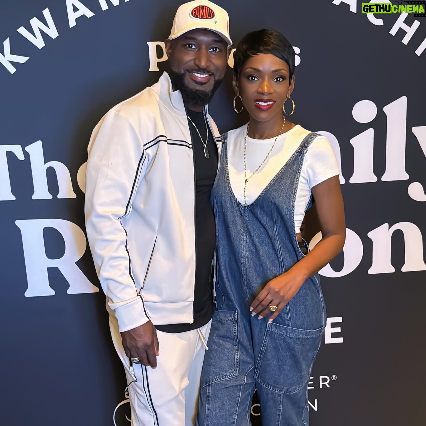 Caroline Chikezie - 12.8K Likes - The Family Reunion = Arrive as friends, leave as family! #90sNight #DNice #TheFamilyReunion #FamilyAffair #FoodfortheSoul #Foodies