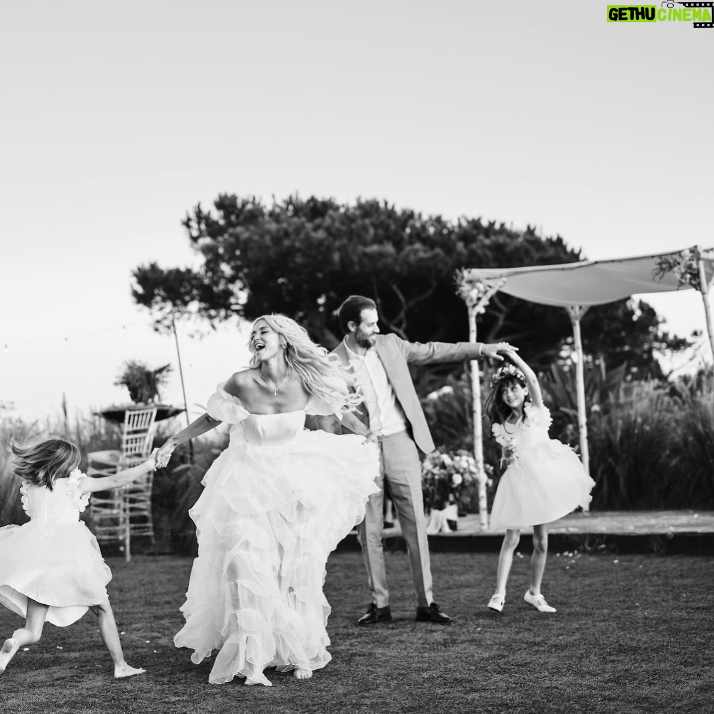 Caroline D'Amore - 11.5K Likes - Our fairy tale finally came true. 🩵
Thank you for these incredible pics @pascalshirley