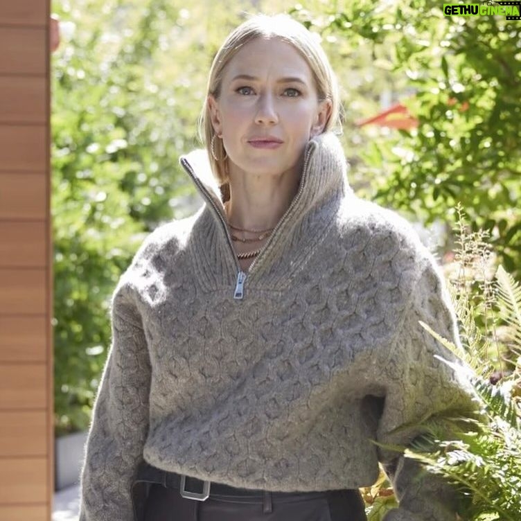 Carrie Coon - 10.3K Likes - Check out my interview with Jake Coyle @apnews to read about His Three Daughters and why I’m so fun at parties. Link in bio.