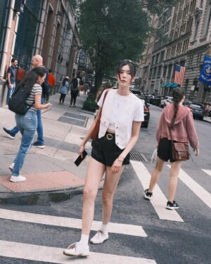Carrie Wong Instagram - Back in NYC 🇺🇸🍎