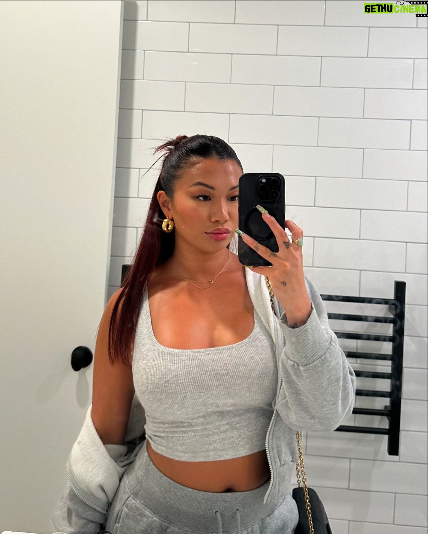 Cassie Yeung - 31.9K Likes - been meaning to dump you!! xx