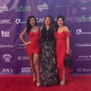Cat Ce Instagram - Amazing #globalasianfest 💜 by @globalasianfest @xiaoliuwinter 💗a pleasure to host #comedyshow 🙌 reconnect with some old friends, meet new friends #hollywood #actors #influencers #comedians ❤️wish you all #happymoonfestival