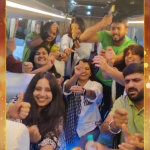 Chandana Ananthakrishna Instagram - 'ಓಪನ್ ದ ಬಾಟಲ್' ಮಾಡಿದ 'ಲಕ್ಷ್ಮೀ ನಿವಾಸ' ಮೆಂಬರ್ಸ್!
#LakshmiNivasa #ZeeGaneshotsava #ZKPro #ZKReels #ZeeOnTheGoReels #ZeeKannada #BayasidaBaagiluTegeyona
