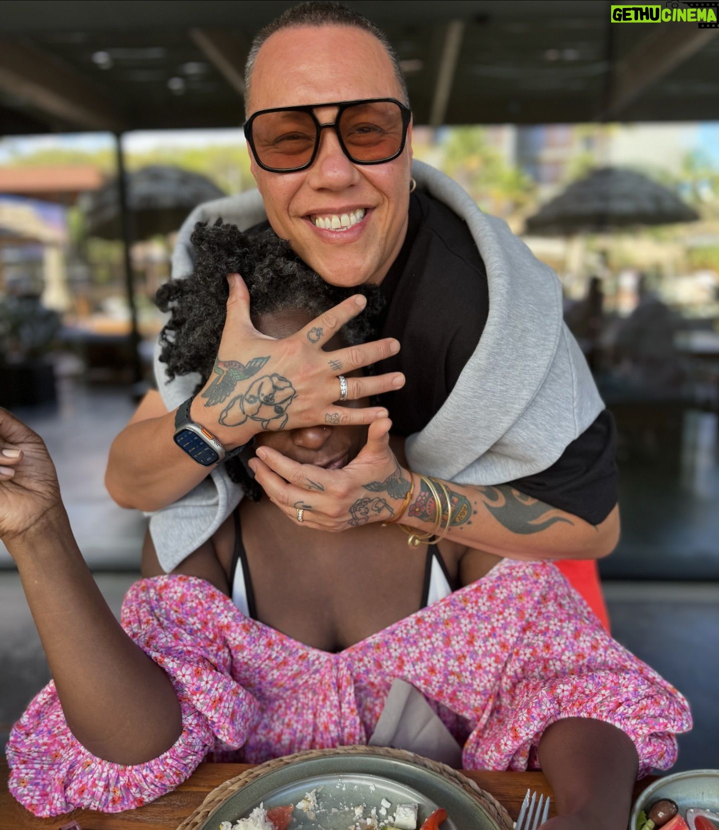 Charlene White - 6.9K Likes - One of the best weekends ever in Ibiza celebrating @therealgokwan’s 50th birthday. Hundreds of guests flew into the party island to show their love for a man with one of the biggest hearts I know.
Love and joy were in abundance, new friends were made, and my throat is unbelievably sore from non-stop laughter and pure genuine happiness.
💕