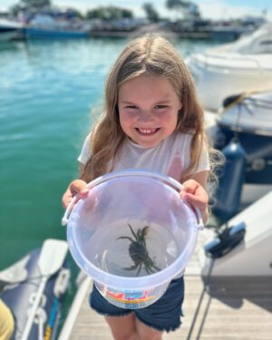 Charlotte Hawkins Instagram - Back after a break! A few holiday highlights from our two weeks on the water - a family watersports adventure in Greece… sailing, windsurfing, kayaking, paddleboarding, waterskiing, you name it we tried it! Plus Ella-Rose came back with her first @royalyachtingassociation qualifications! 👏👏👏 And a few days on a boat with friends on the @isleofwight... a spot of crabbing (released straight back) and just magical seeing dolphins!!🐬🤩 I’m now setting the alarm for 2.45am for @gmb tomorrow which will be a bit of a shock! 😂 See you then… ⏰ #holiday #familyholiday #vitaminsea #sailing #watersports #rya #dolphins #greece #isleofwight #sea