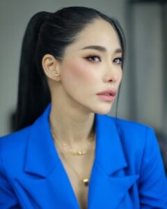 Actress Chermarn Boonyasak HD Instagram Photos and Wallpapers August 2024