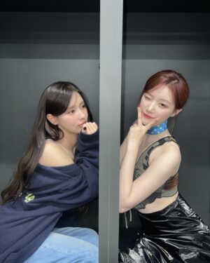 Cho Mi-yeon Instagram - 東京のネボボ2日間とても幸せだったよ💕
またすぐ会おうね ꒰ঌ❤︎⸝⸝ʚ̴̶̷̷ · ʚ̴̶̷̷⸝⸝໒꒱𓂃🎀𓈒𓏸
ネボボはわたしの幸せだよ🌼