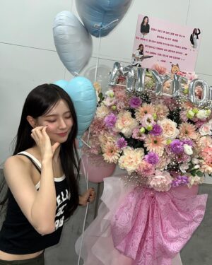 Cho Mi-yeon Instagram - 東京のネボボ2日間とても幸せだったよ💕
またすぐ会おうね ꒰ঌ❤︎⸝⸝ʚ̴̶̷̷ · ʚ̴̶̷̷⸝⸝໒꒱𓂃🎀𓈒𓏸
ネボボはわたしの幸せだよ🌼